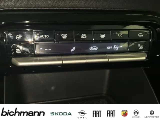 Citroën C3 PLUS Hybrid KlimaAT SHZ Allwetter LenkradHZ L 05/2026-photo-11