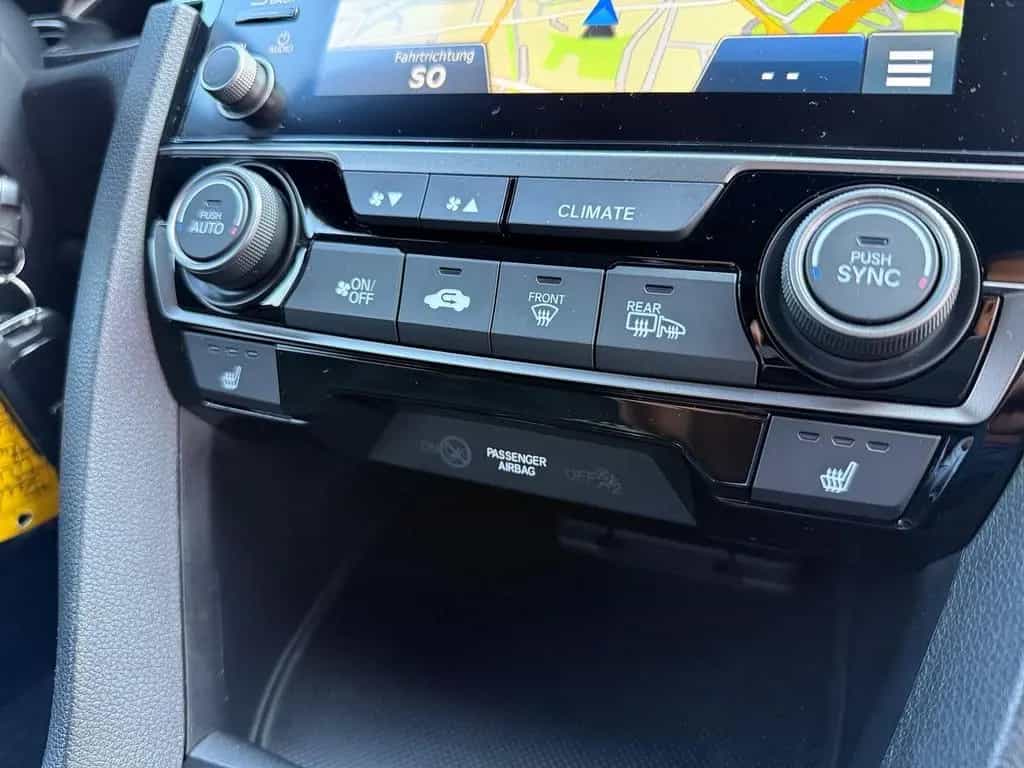 Honda Civic 1.0 Elegance*LED*NAVI*SITZH*AHK* 02/2022-photo-17