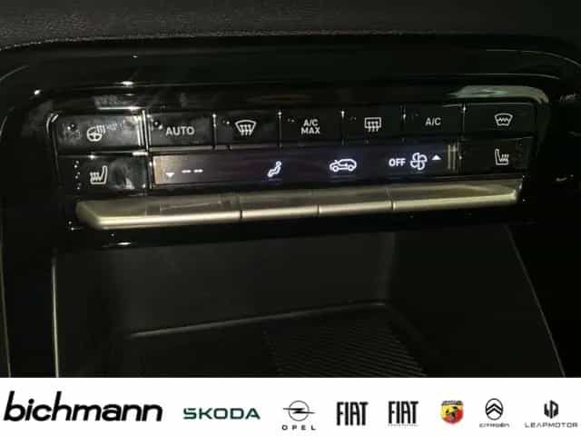 Citroën C3 PLUS Hybrid KlimaAT SHZ Allwetter LenkradHZ L 05/2026-photo-11