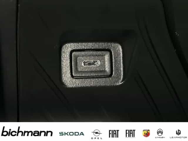 Citroën C3 PLUS Hybrid KlimaAT SHZ Allwetter LenkradHZ L 05/2026-photo-22