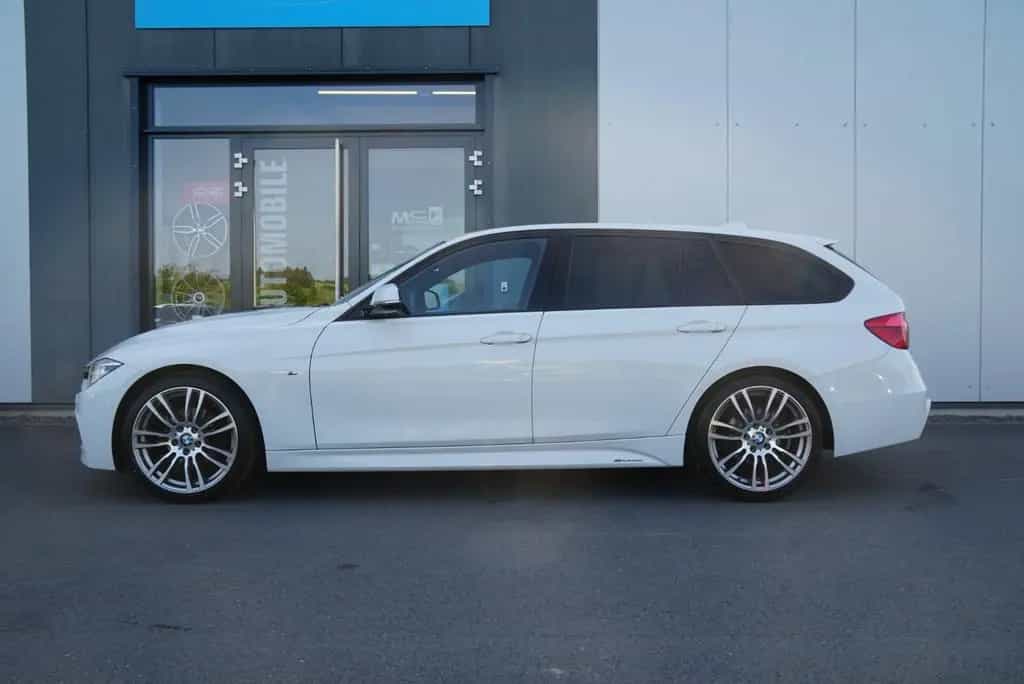 BMW 318 i Touring M Sport *Matrix*Harman-Kardon* 02/2017-photo-27