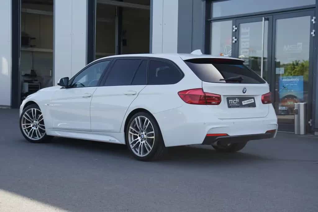 BMW 318 i Touring M Sport *Matrix*Harman-Kardon* 02/2017-photo-3