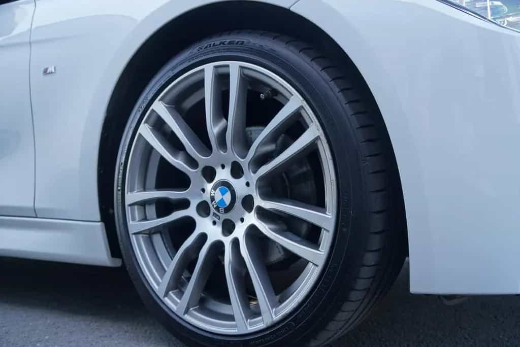 BMW 318 i Touring M Sport *Matrix*Harman-Kardon* 02/2017-photo-8