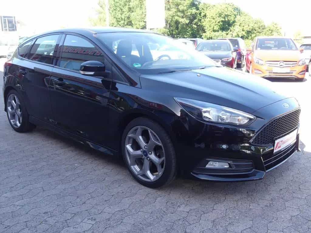 Ford Focus Lim. ST Navi*SHZ*Sportpaket 10/2015-photo-7