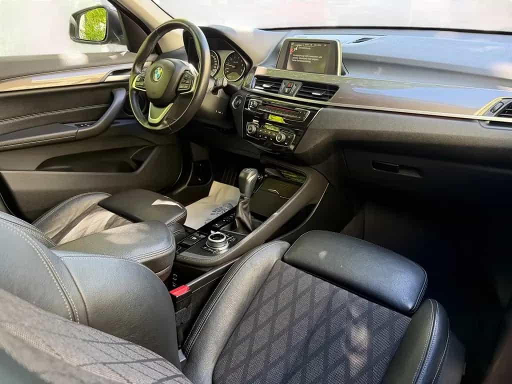 BMW X1 xDrive 20 i xLine Automatik *1.Hand* 11/2016-photo-7