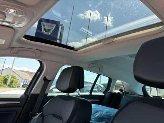 Renault Megane Grandtour ENERGY TCe 130 EDC BOSE EDITION 04/2018-photo-14