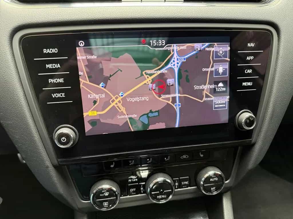 Skoda Octavia COMBI RS BLACK DSG NAVI+PANO+LED+KAMERA+ 06/2018-photo-23