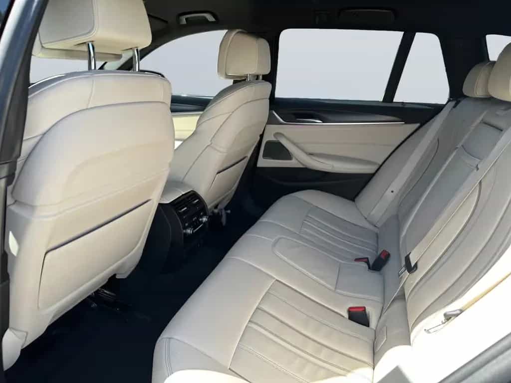 BMW 530 i Touring xDrive M Sport *Laser*ACC*360*H&K* 07/2021-photo-16