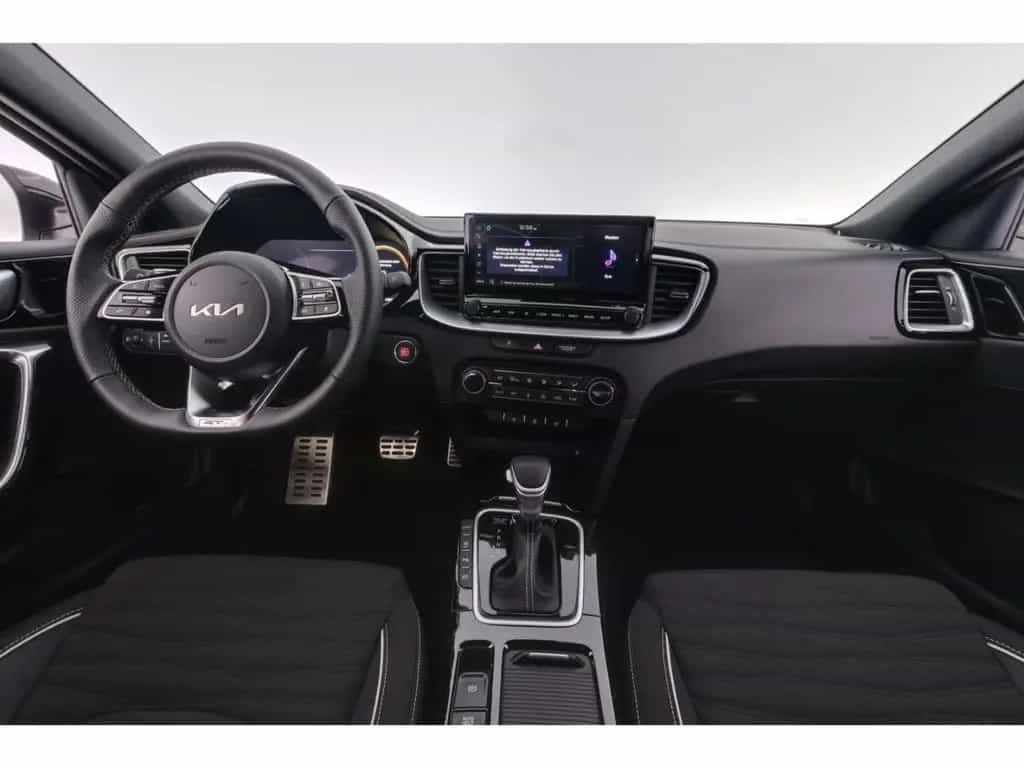 Kia cee'd / Ceed Ceed 1.5T-GDI Aut.GT-Line+LED+NAVI+VIRTUAL+TEMPO 11/2025-photo-11