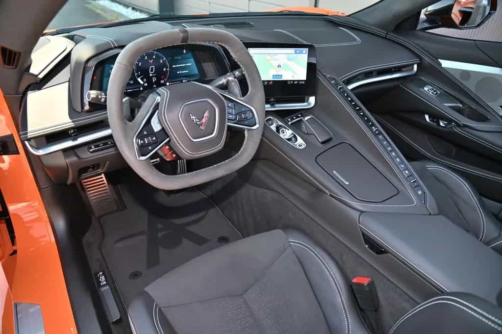 Corvette C8 Stingray 6.2 V8 Cabrio 3LT MagneticRide* Lift 04/2022-photo-10