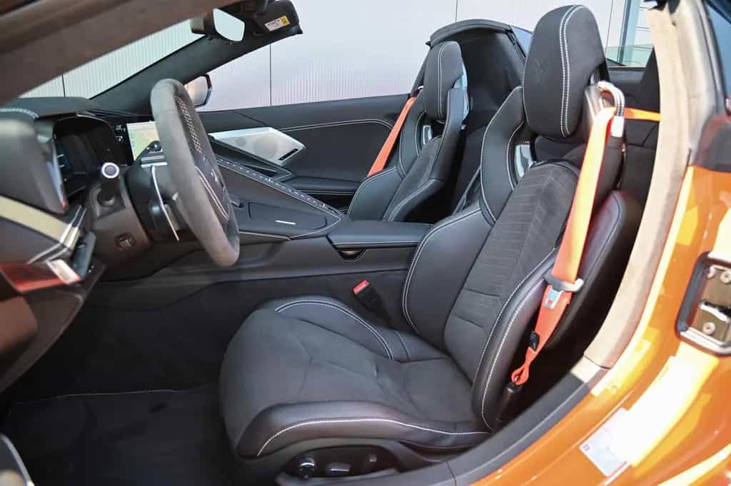 Corvette C8 Stingray 6.2 V8 Cabrio 3LT MagneticRide* Lift 04/2022-photo-12