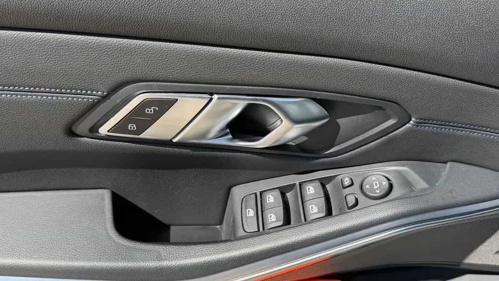BMW 320 d Touring M-Sport *1.HAND*CARPLAY*BMWSCHECKH 11/2020-photo-15