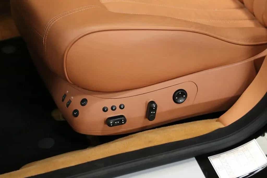 Maserati Quattroporte 4.2 V8 Nur 14.580 km 1.Hand Sammler 07/2005-photo-39