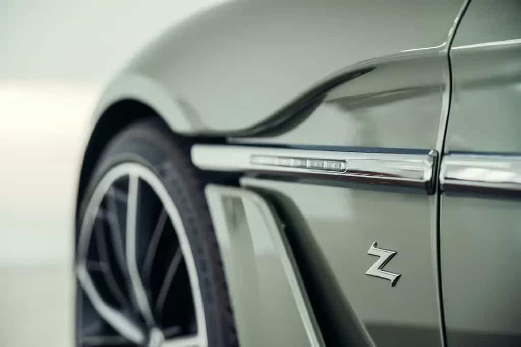 Aston Martin Vanquish Zagato Volante, 1. Hand, 1 of 99 04/2018-photo-17