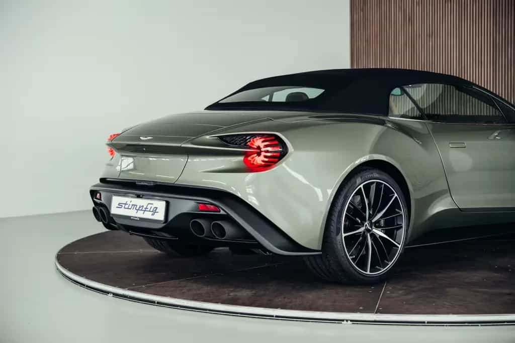 Aston Martin Vanquish Zagato Volante, 1. Hand, 1 of 99 04/2018-photo-36