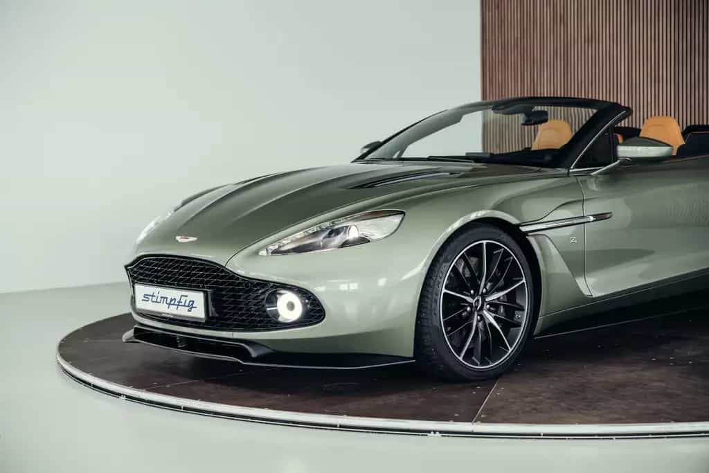 Aston Martin Vanquish Zagato Volante, 1. Hand, 1 of 99 04/2018-photo-9