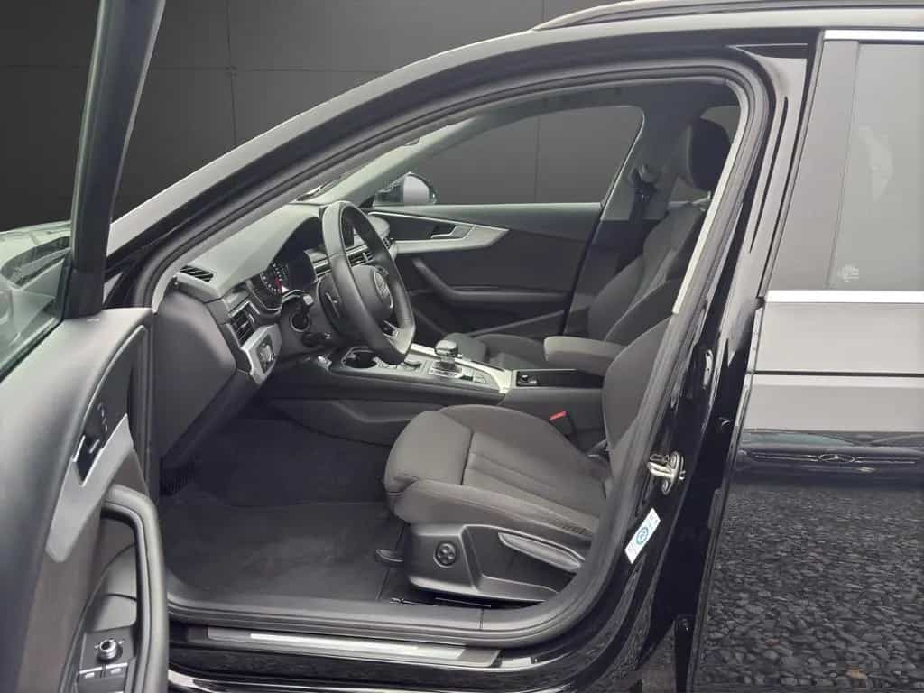 Audi A4 Avant 40 TDI sport*LED*NAVI*SZHZ*PDC V+H*AHK 03/2019-photo-9