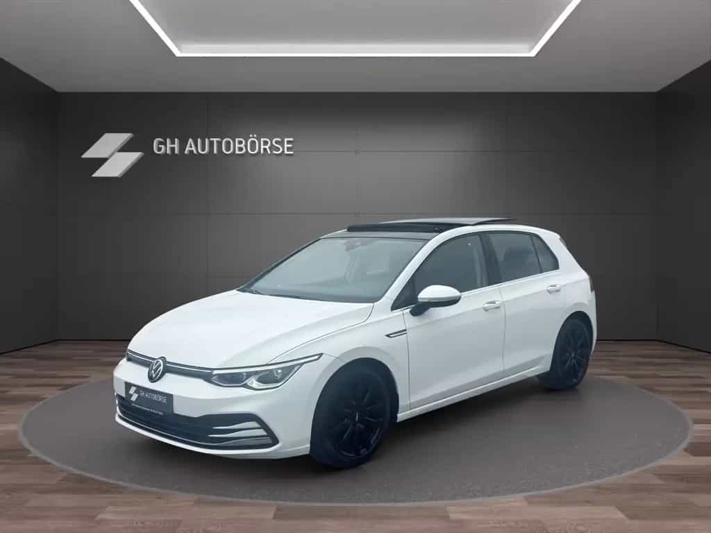 Volkswagen Golf VIII Lim. Style 1ST Edi*PANO*SPUR*ACC*NAVI 01/2020-photo-0