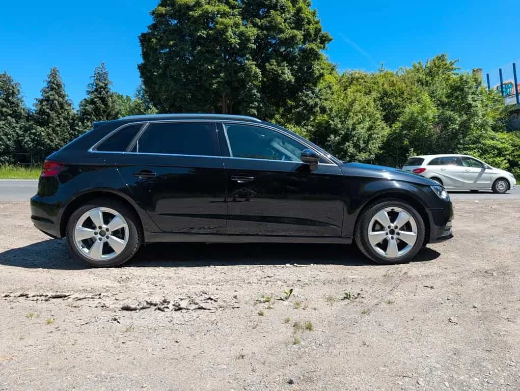 Audi A3 1.4 TFSI S tronic Attraction Sportback 04/2015-photo-3