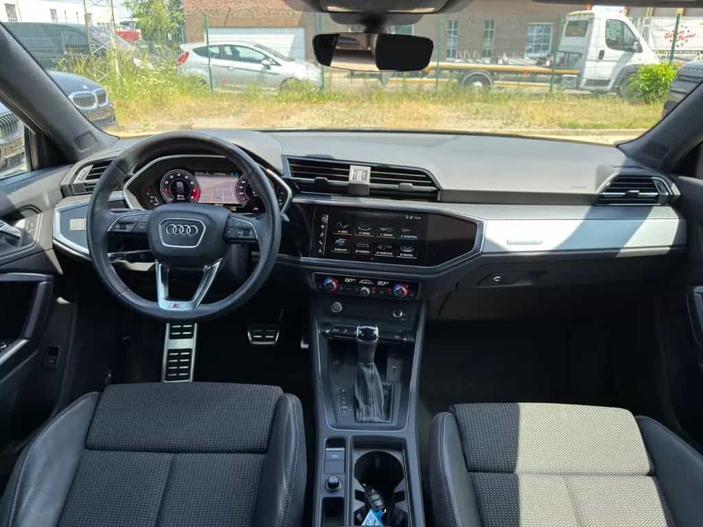 Audi Q3 Sportback 45 TFSI quattro S line Matrix 01/2020-photo-14