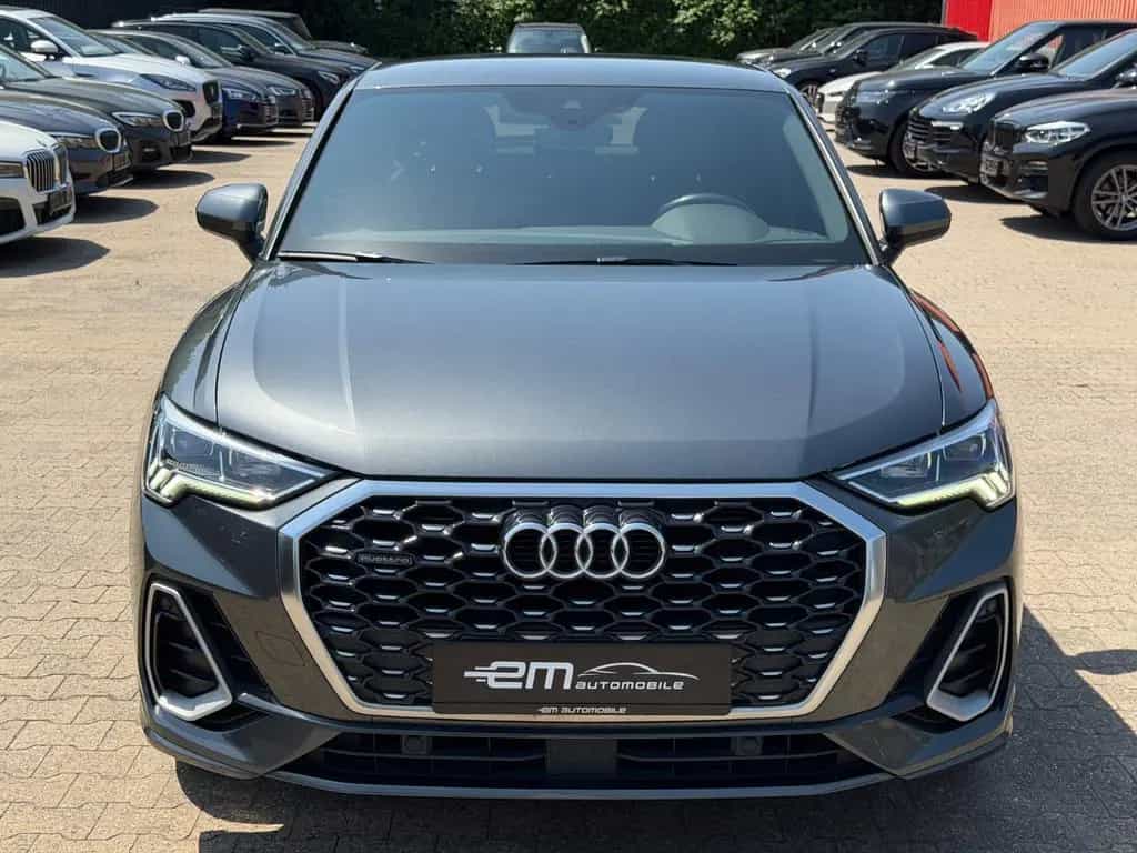 Audi Q3 Sportback 45 TFSI quattro S line Matrix 01/2020-photo-2