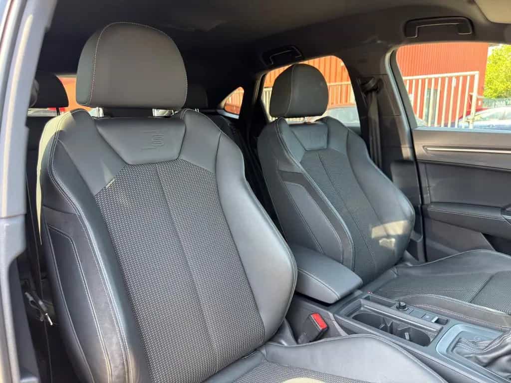 Audi Q3 Sportback 45 TFSI quattro S line Matrix 01/2020-photo-21