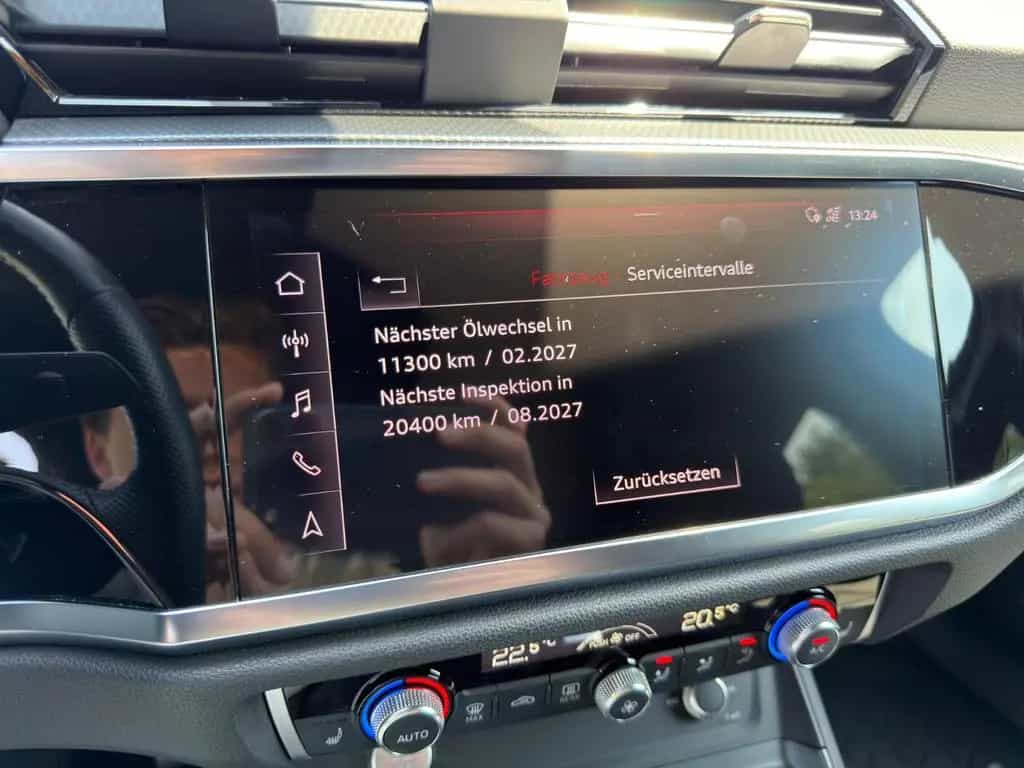 Audi Q3 Sportback 45 TFSI quattro S line Matrix 01/2020-photo-28