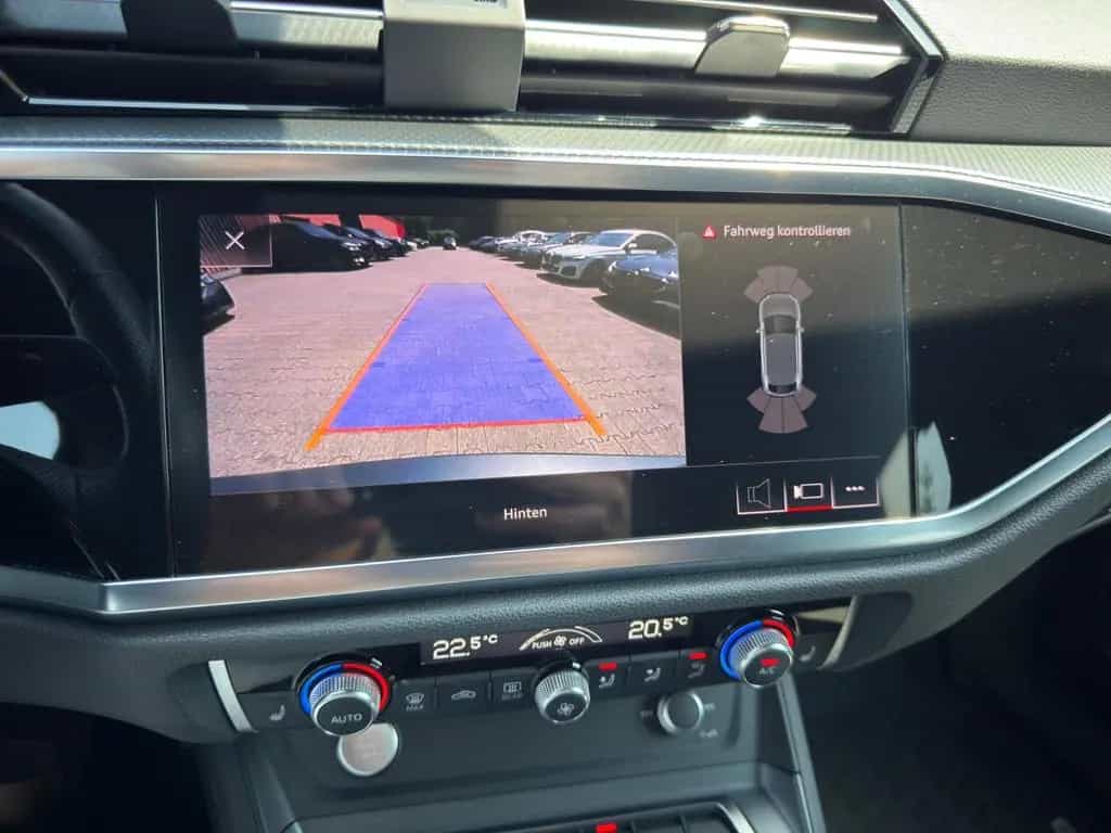Audi Q3 Sportback 45 TFSI quattro S line Matrix 01/2020-photo-29