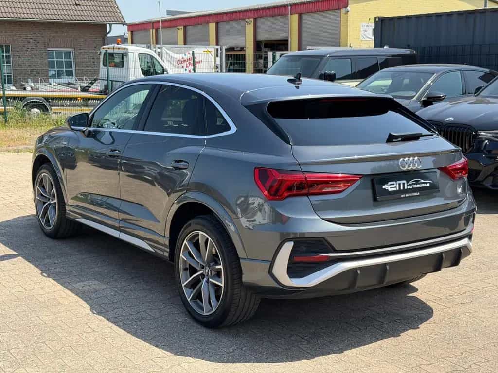 Audi Q3 Sportback 45 TFSI quattro S line Matrix 01/2020-photo-7
