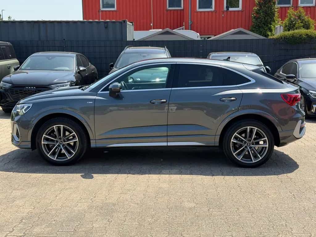 Audi Q3 Sportback 45 TFSI quattro S line Matrix 01/2020-photo-8
