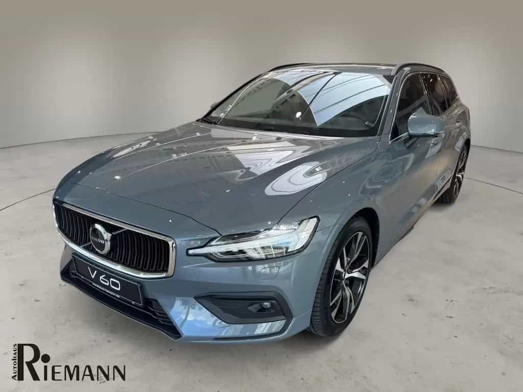 Volvo V60 B3 Benzin Core + Driver Awareness-Paket 05/2024-photo-0