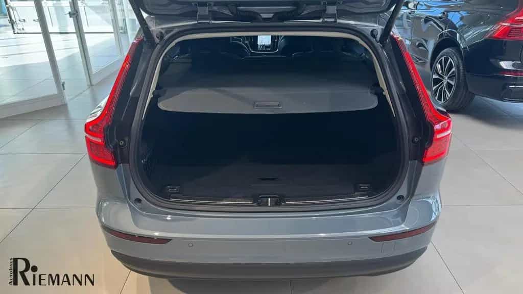 Volvo V60 B3 Benzin Core + Driver Awareness-Paket 05/2024-photo-11