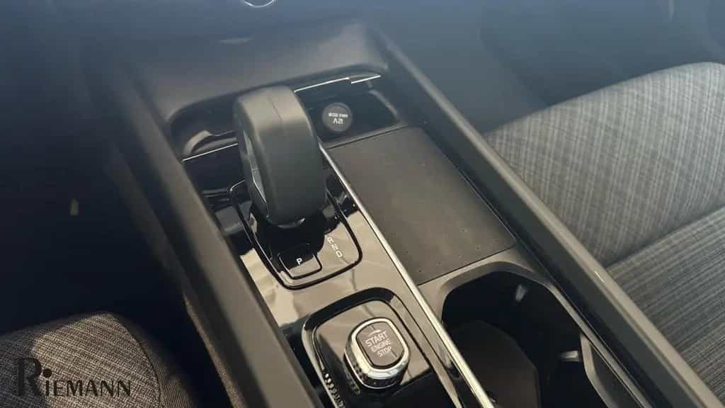 Volvo V60 B3 Benzin Core + Driver Awareness-Paket 05/2024-photo-17