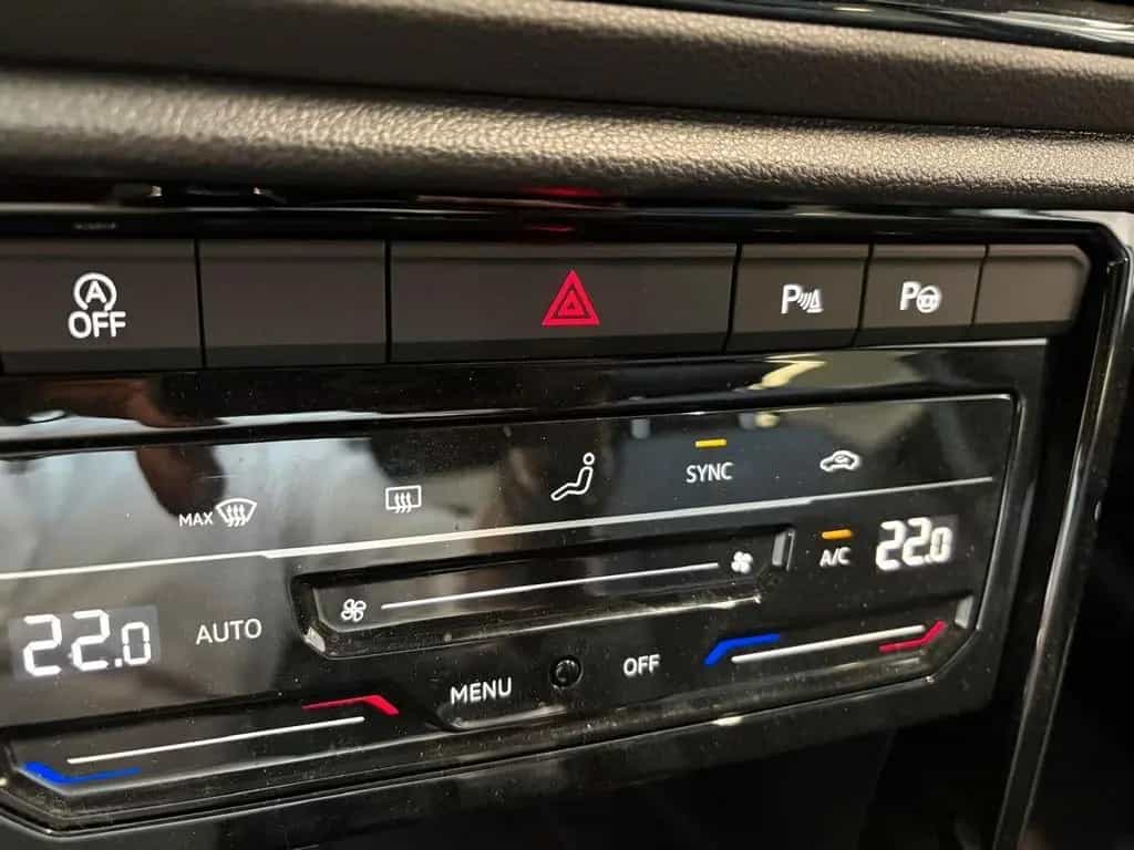 Other Other Volkswagen T-Roc R LINE 1.5 TSI ACT DSG UNICO PR 06/2022-photo-8