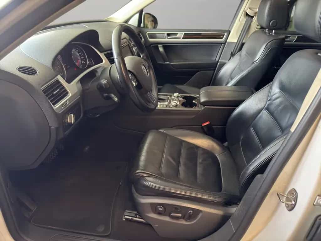 Volkswagen Touareg V6 TDI Terrain Tech 4Motion ULTRAVOLL 12/2015-photo-9