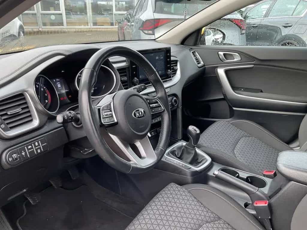 Kia XCeed 1.5 T Apple CarPlay Android Auto DAB SHZ L 10/2021-photo-8