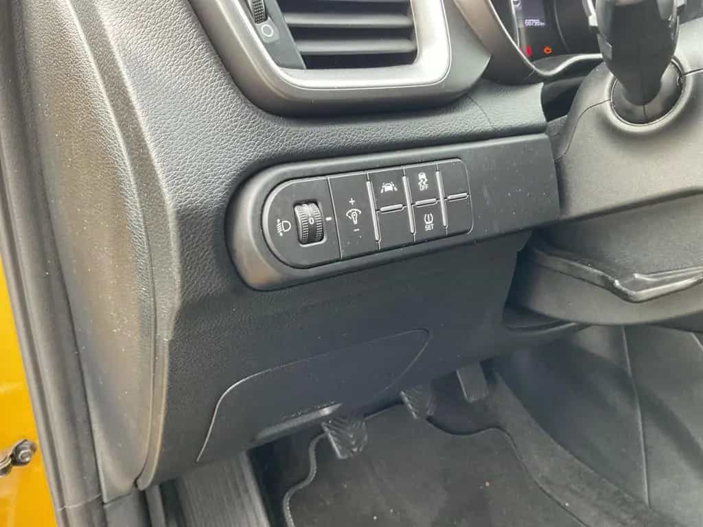 Kia XCeed 1.5 T Apple CarPlay Android Auto DAB SHZ L 10/2021-photo-9