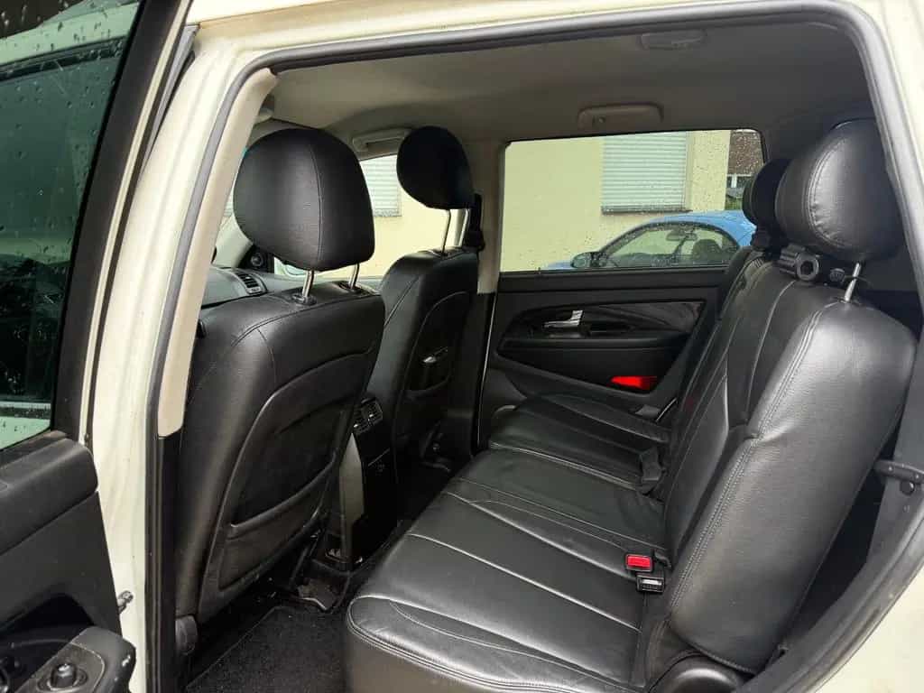Ssangyong REXTON 2.2 Diesel e-XDi 4WD+Leder+Navi+AHK+7 Sit 02/2016-photo-7