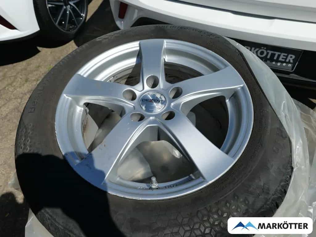 BMW 220 Active Tourer i Advantage /AHK/2x PDC/ 05/2017-photo-21