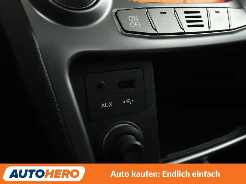 Ssangyong Korando 2.0 TD Quartz 4x2 Aut*TEMPO*PDC*SHZ* 08/2016-photo-24