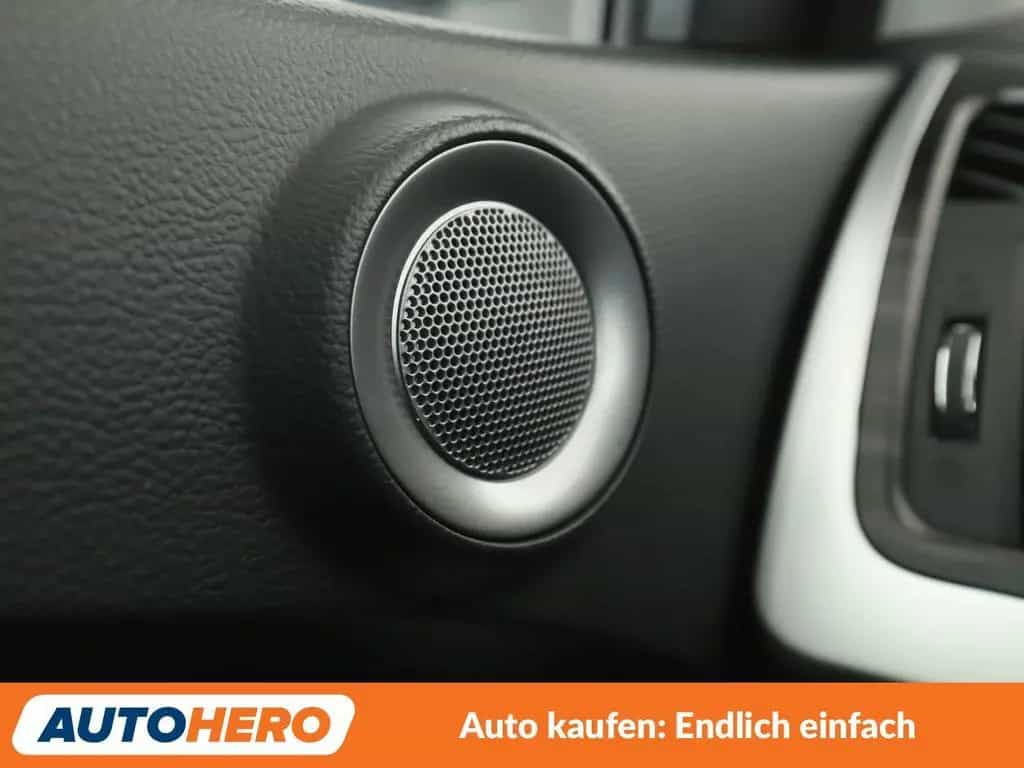 Ssangyong Korando 2.0 TD Quartz 4x2 Aut*TEMPO*PDC*SHZ* 08/2016-photo-28