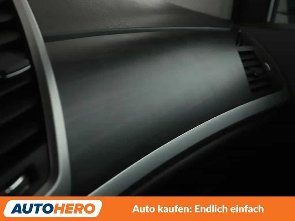 Ssangyong Korando 2.0 TD Quartz 4x2 Aut*TEMPO*PDC*SHZ* 08/2016-photo-31