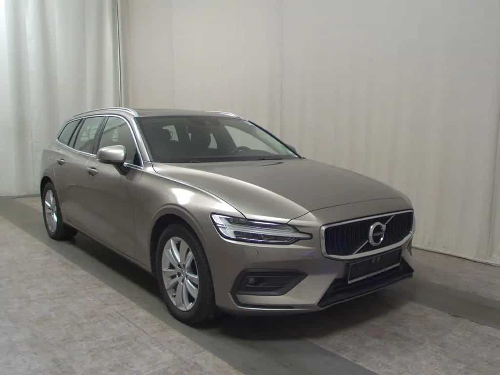 Volvo V60 D3 Momentum Pro T-Leder Navi LED Pano RFK 02/2020-photo-2