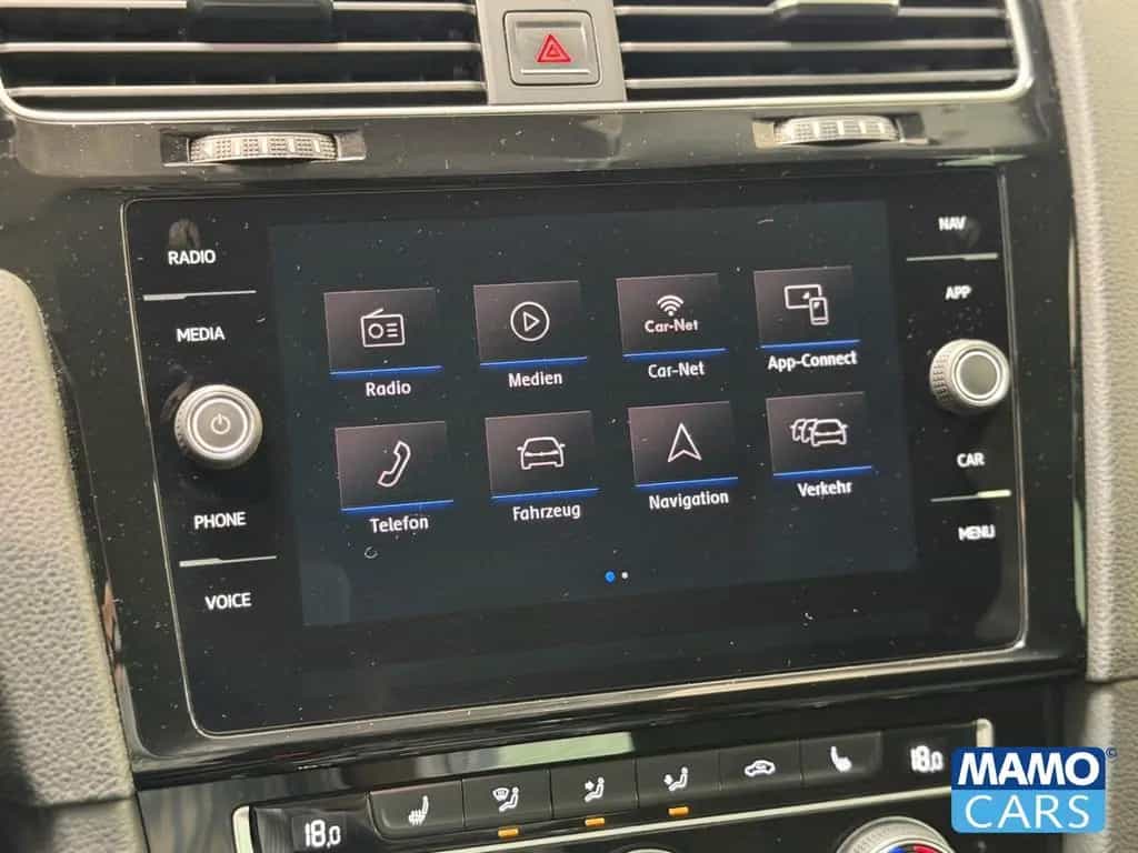 Volkswagen Golf VII Sound  ACC/BLIS/NAVI/CAM/KLIMA/SHZ 03/2018-photo-36