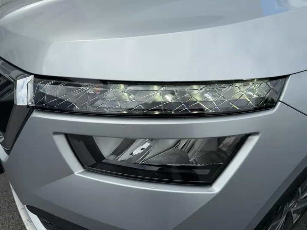 Skoda Kamiq 1.0 TSI TOUR 5JG+LED+APP+SHZ+RFK+GRA+DAB 03/2022-photo-14