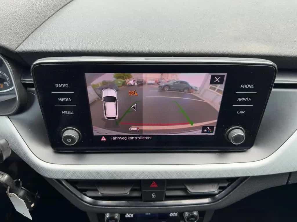 Skoda Kamiq 1.0 TSI TOUR 5JG+LED+APP+SHZ+RFK+GRA+DAB 03/2022-photo-16