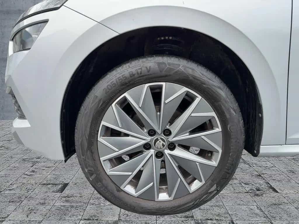 Skoda Kamiq 1.0 TSI TOUR 5JG+LED+APP+SHZ+RFK+GRA+DAB 03/2022-photo-7