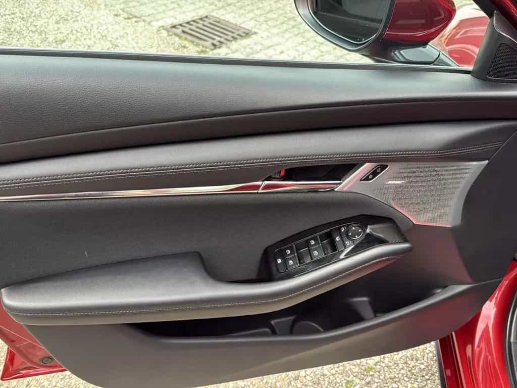 Mazda 3 Exclusive-Line Bluetooth Head Up Display Navi 08/2023-photo-9