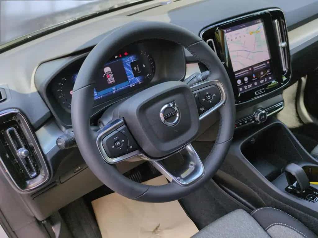 Volvo XC40 XC 40 Core 2WD 04/2024-photo-13
