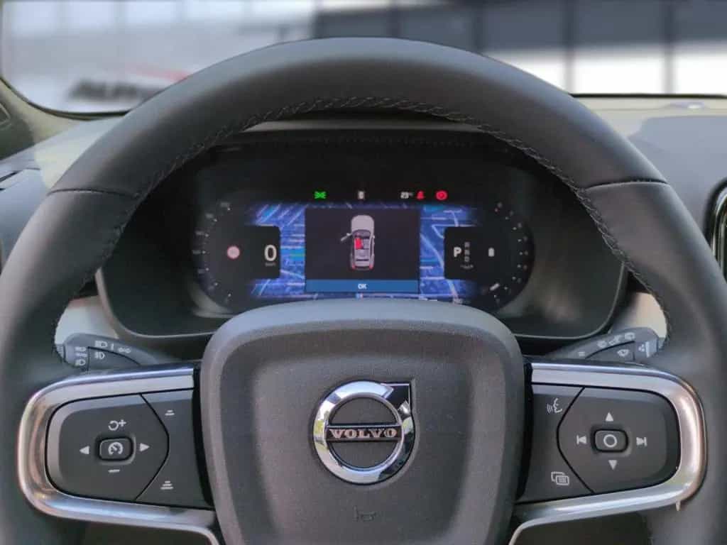 Volvo XC40 XC 40 Core 2WD 04/2024-photo-14